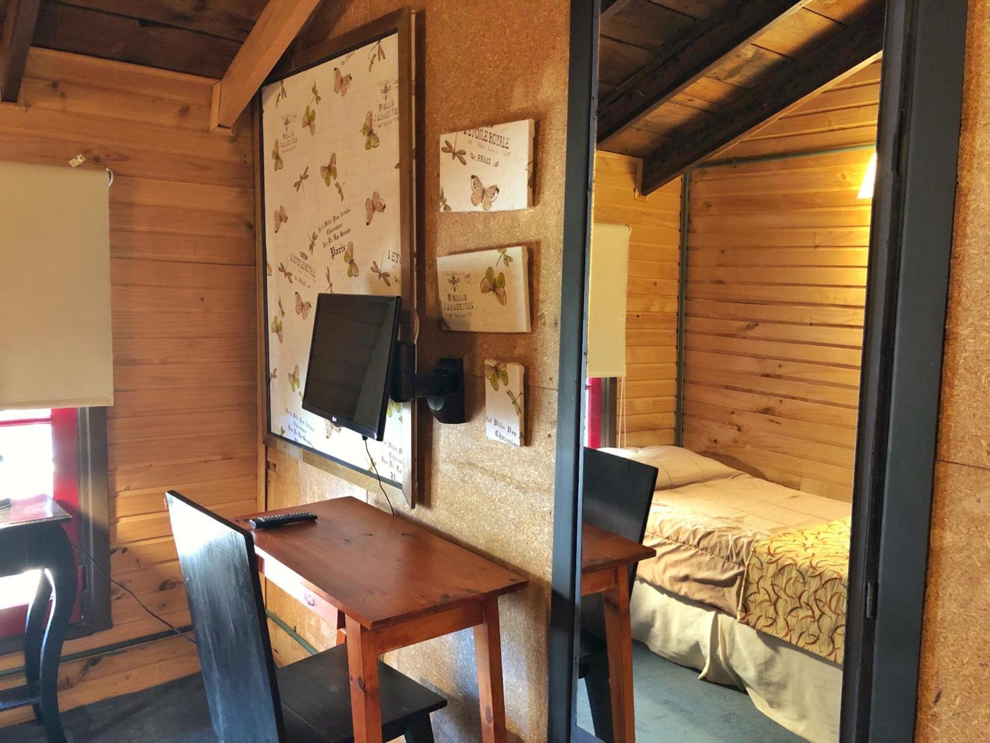 Bed and Breakfast La Miralejos Сан-Карлос-де-Барилоче Номер фото