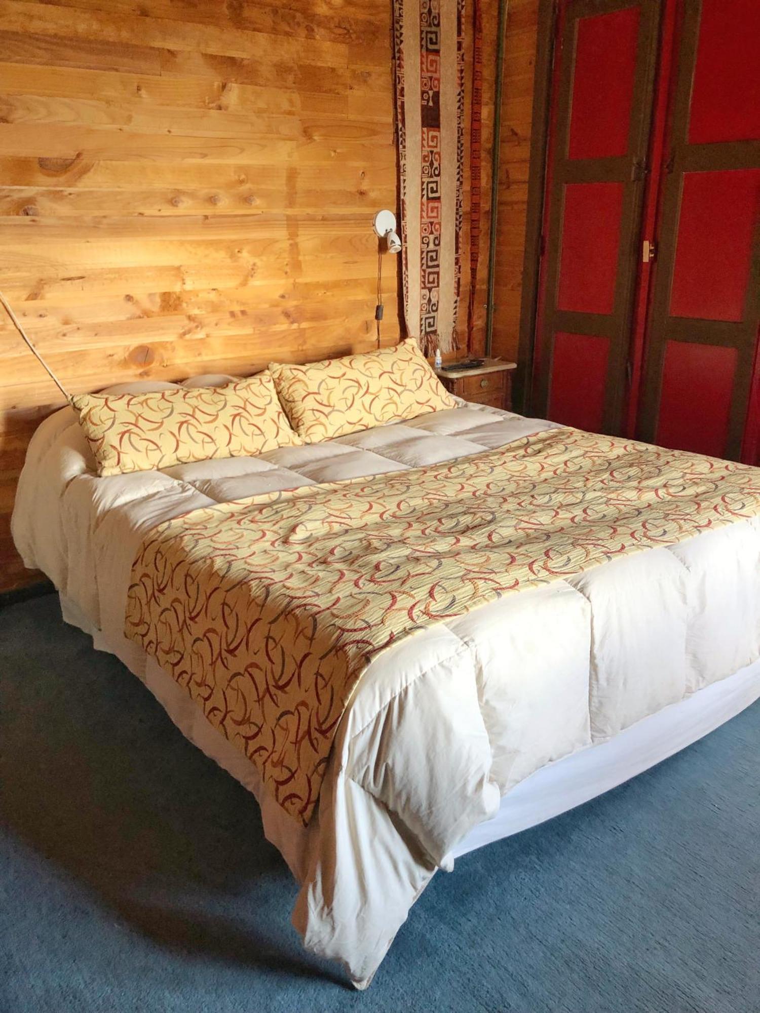 Bed and Breakfast La Miralejos Сан-Карлос-де-Барилоче Номер фото